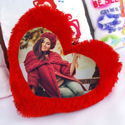 Красная подушка-сердце